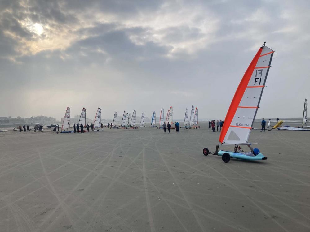 Vente de chars à voile près de la Baie de Somme