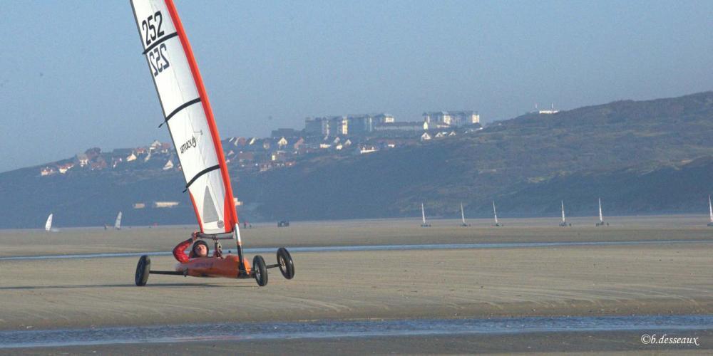 Vente de chars à voile près de la Baie de Somme